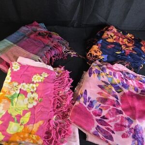 Bundle Of 4 Scarves